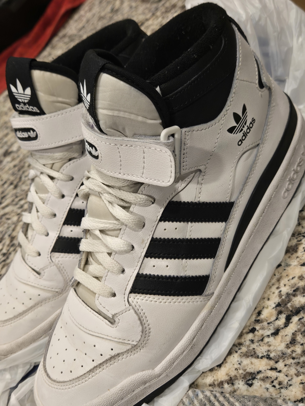 NEW wot Adidas Forum Mid 'White Black' MENS 9.5, Leather high-top sneakers